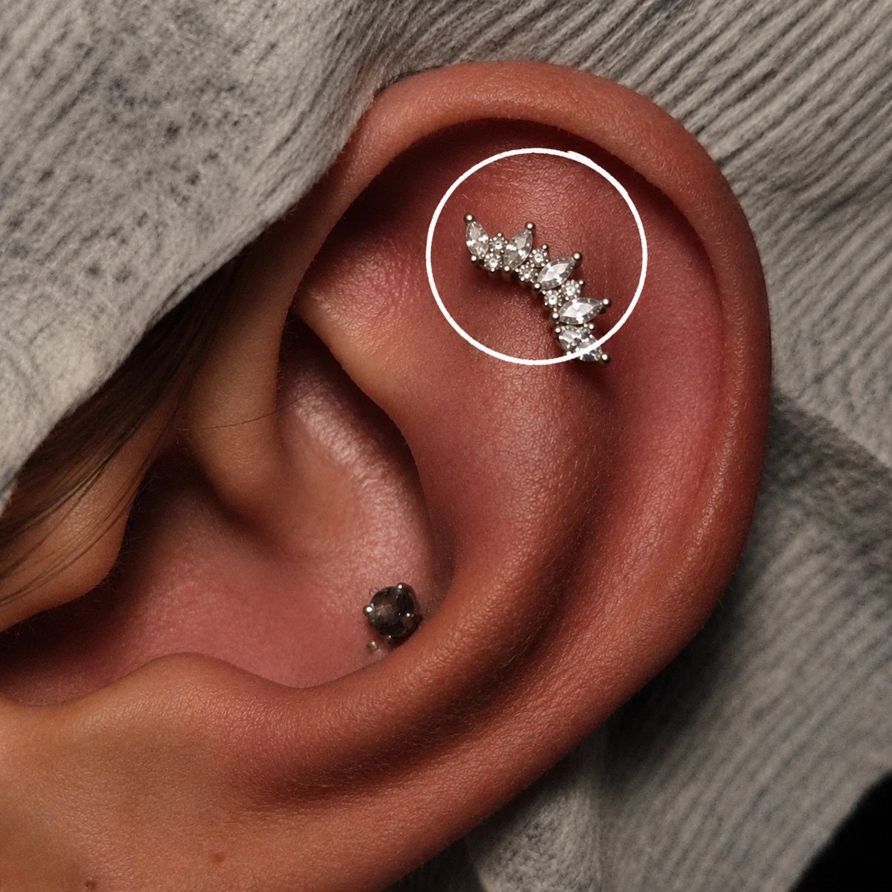 Flat piercing with marquise crystal stud